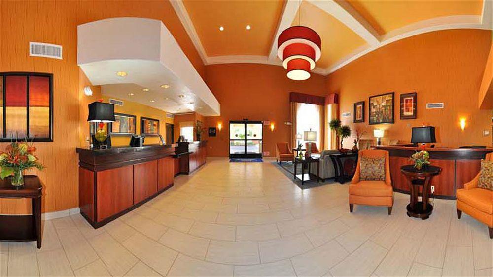 Best Western Plus Fresno Inn Екстер'єр фото