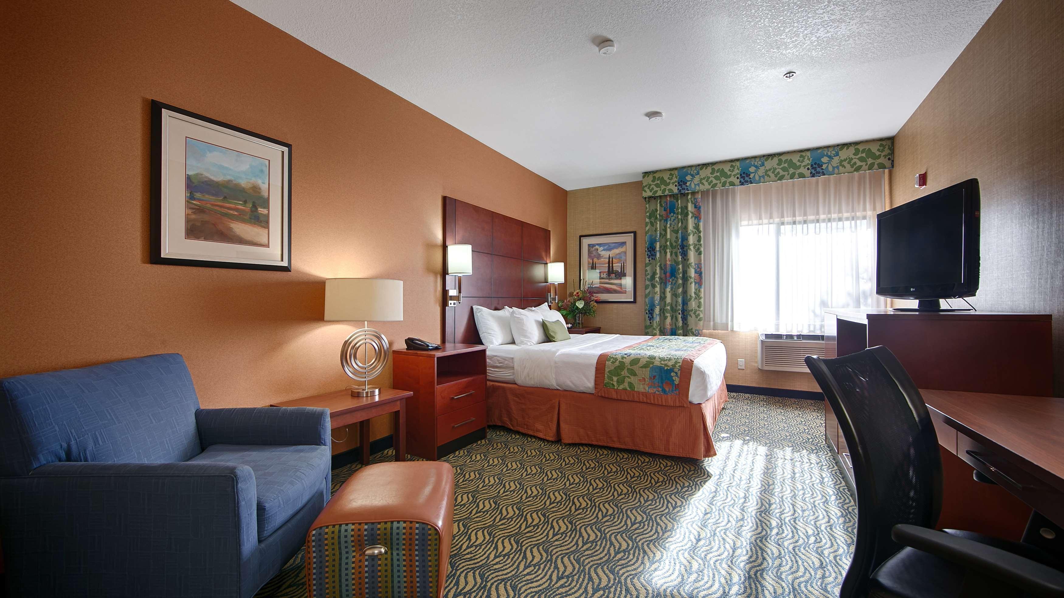 Best Western Plus Fresno Inn Екстер'єр фото