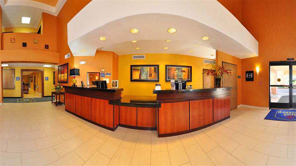 Best Western Plus Fresno Inn Екстер'єр фото